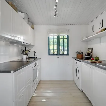 Enrathi - 600m From The Sea By Interhome בית נופש *